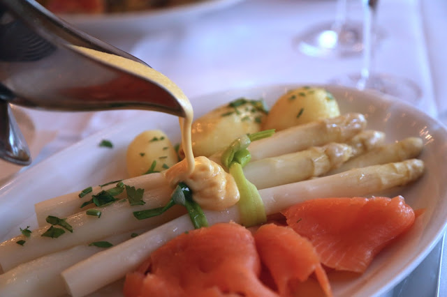 White asparagus with smoked salmon and hollandaise sauce, Berlin