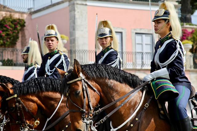 guards on horseback. near pasteis de belem, Lisbon, Portugal:  Pic: Keratin Rodgers/msmarmitelover