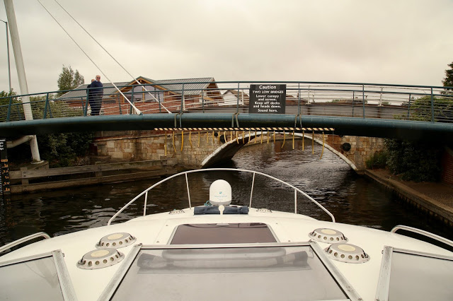 Boating on the Norfolk broads, pic: Kerstin Rodgers/msmarmitelover.com